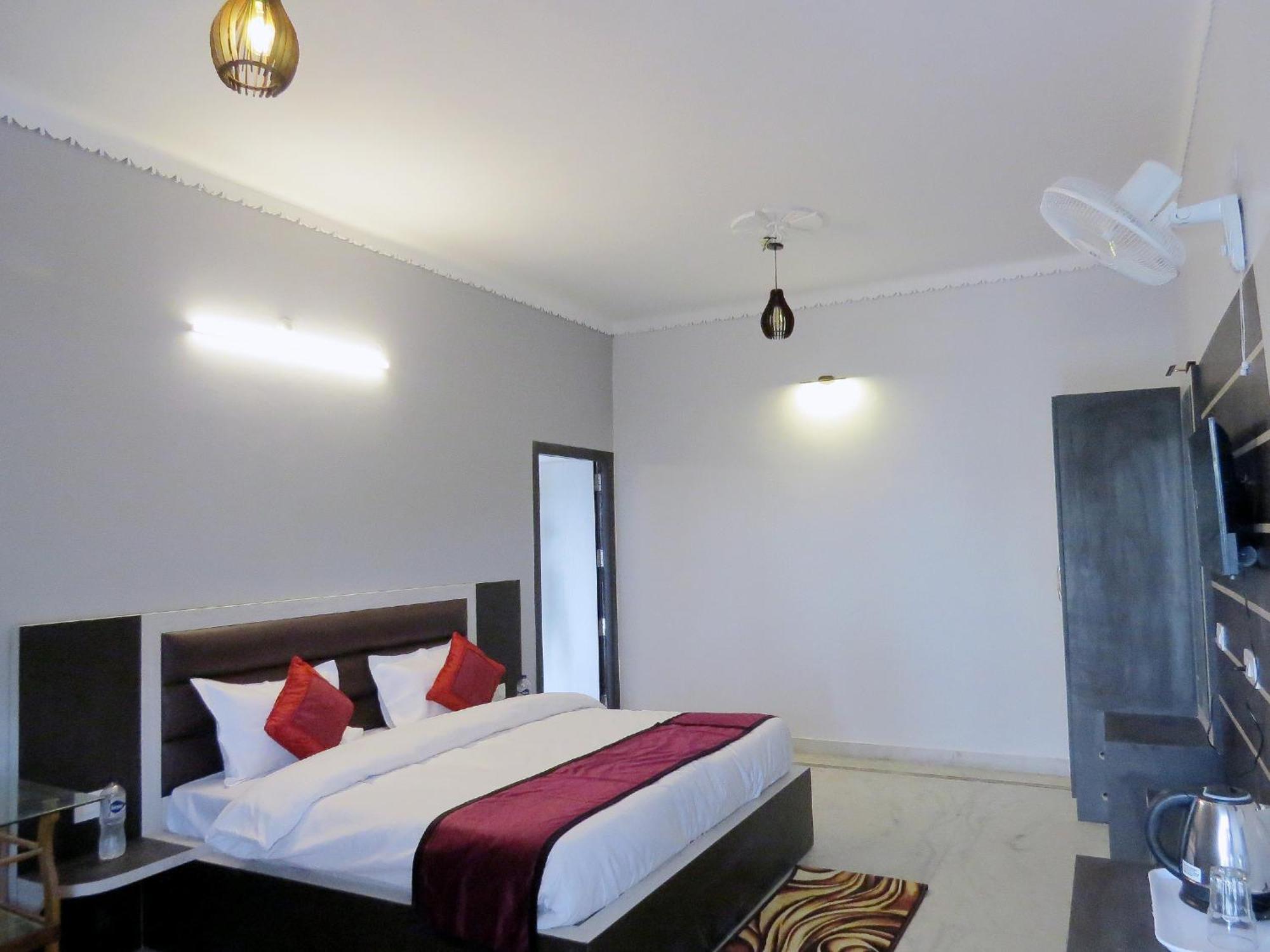 Hotel Haya Palace Nainital Εξωτερικό φωτογραφία