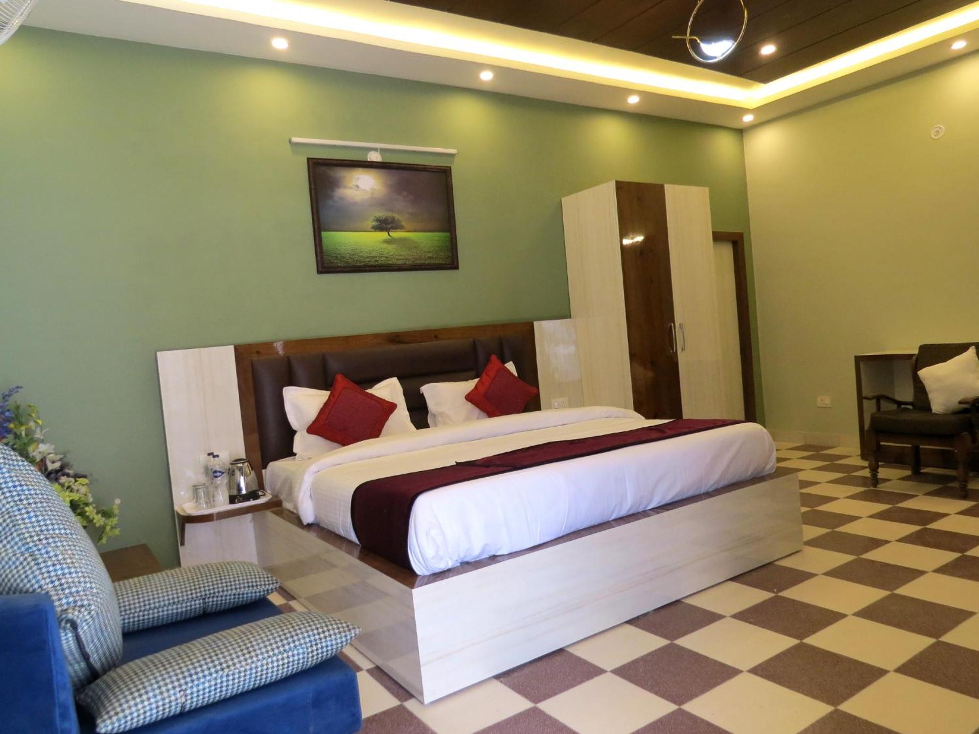 Hotel Haya Palace Nainital Εξωτερικό φωτογραφία