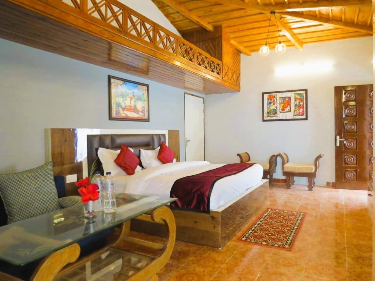 Hotel Haya Palace Nainital Εξωτερικό φωτογραφία