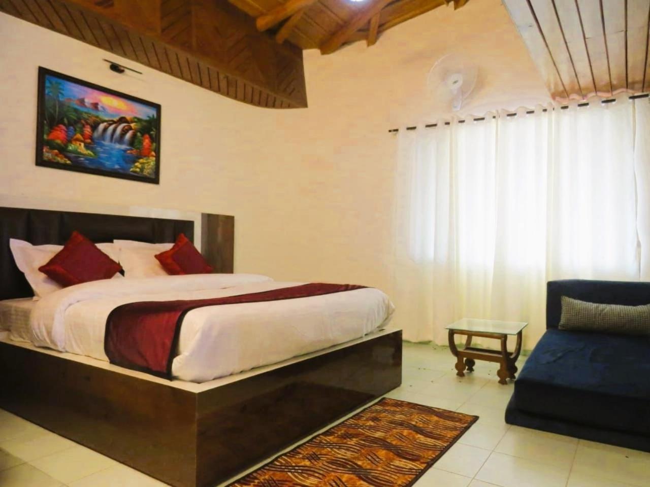 Hotel Haya Palace Nainital Εξωτερικό φωτογραφία